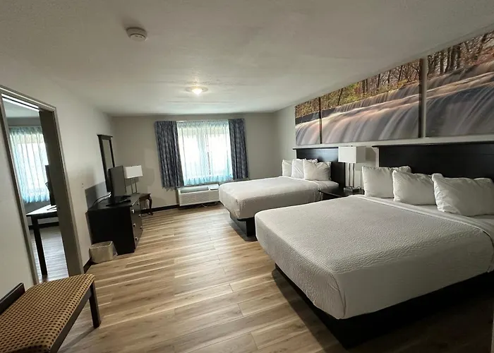 Days Inn And Suites By Wyndham Sikeston