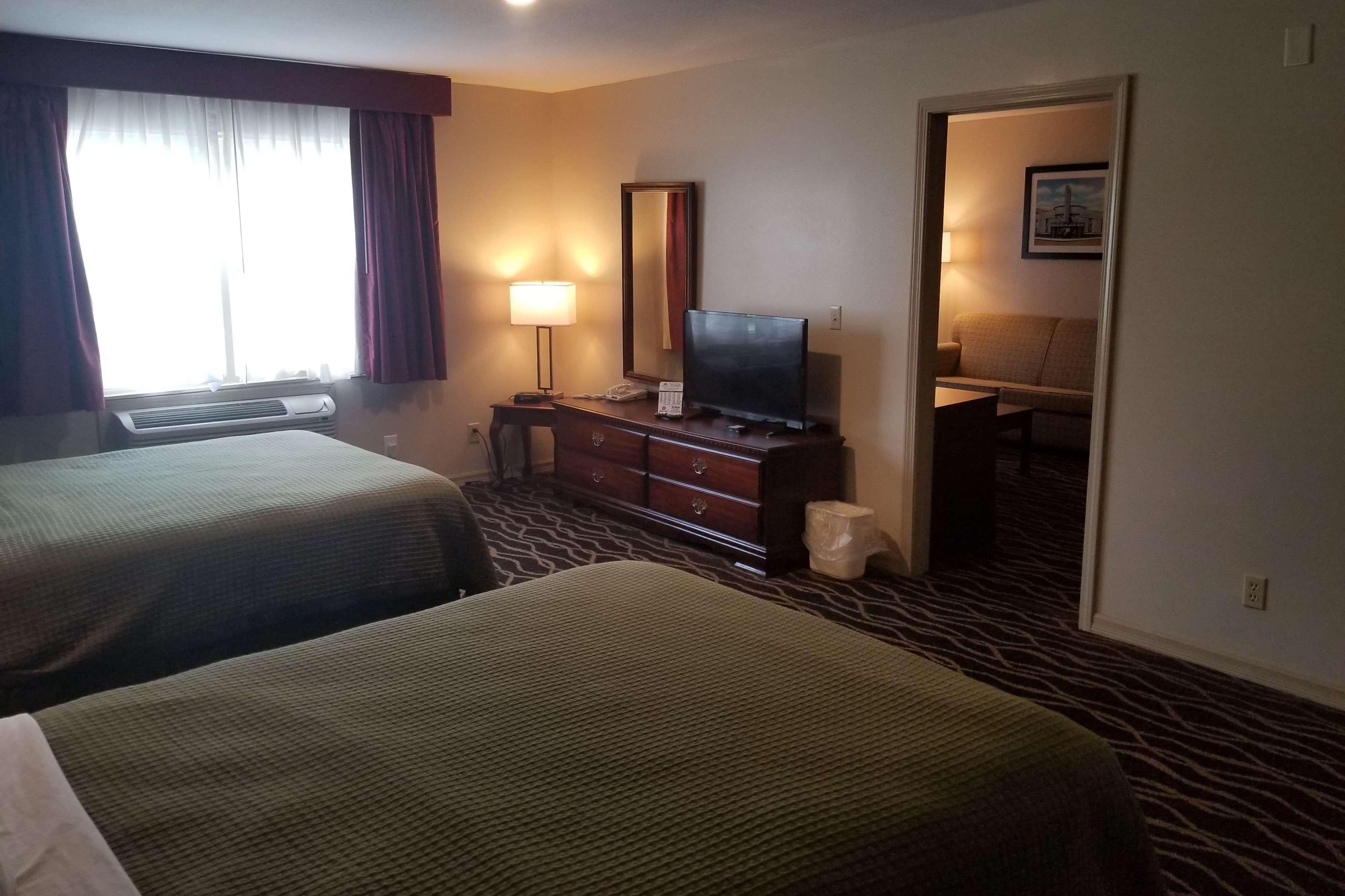 Hotel Days And By Wyndham 2*