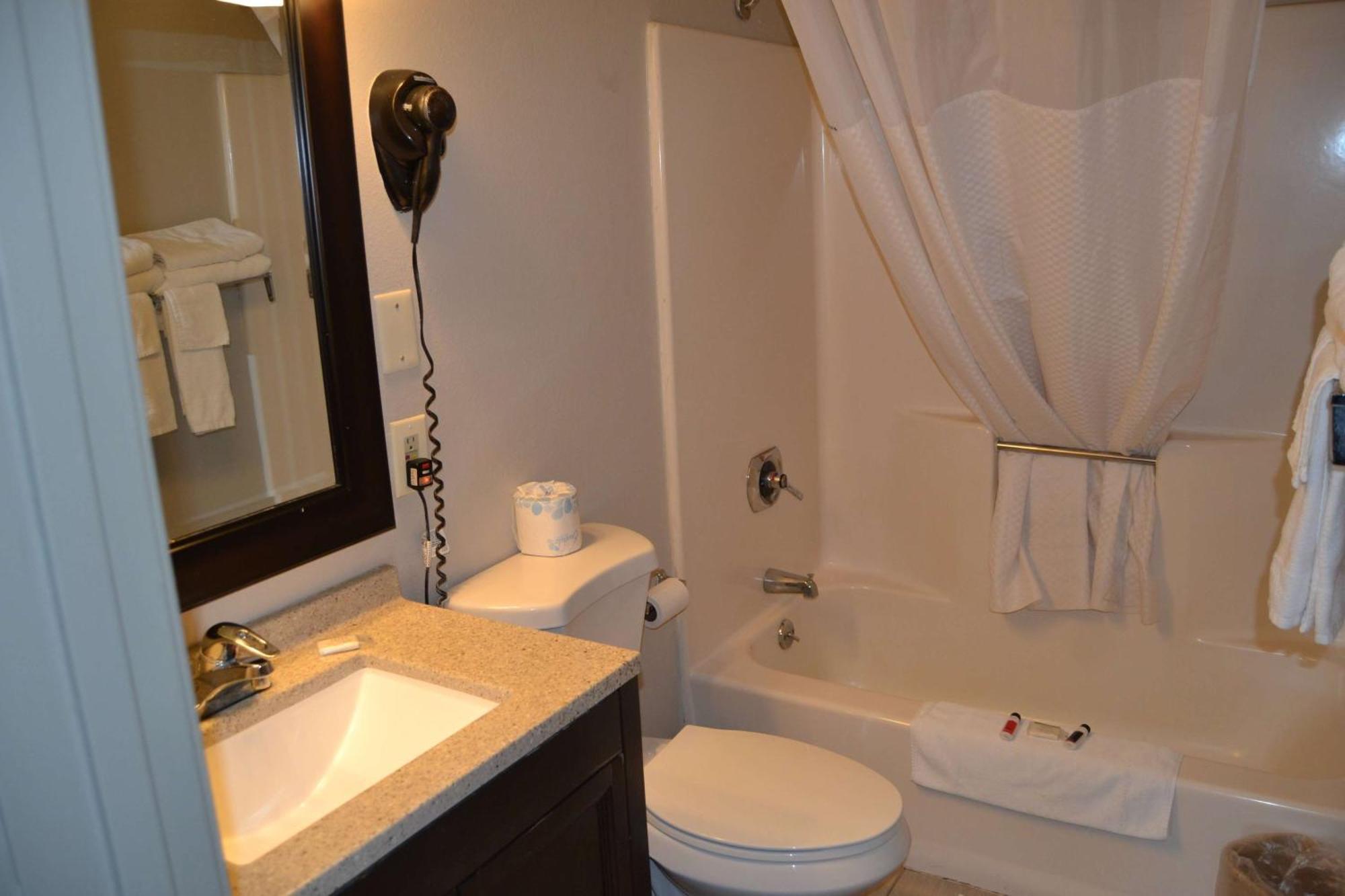 Hotel Days And By Wyndham 2*