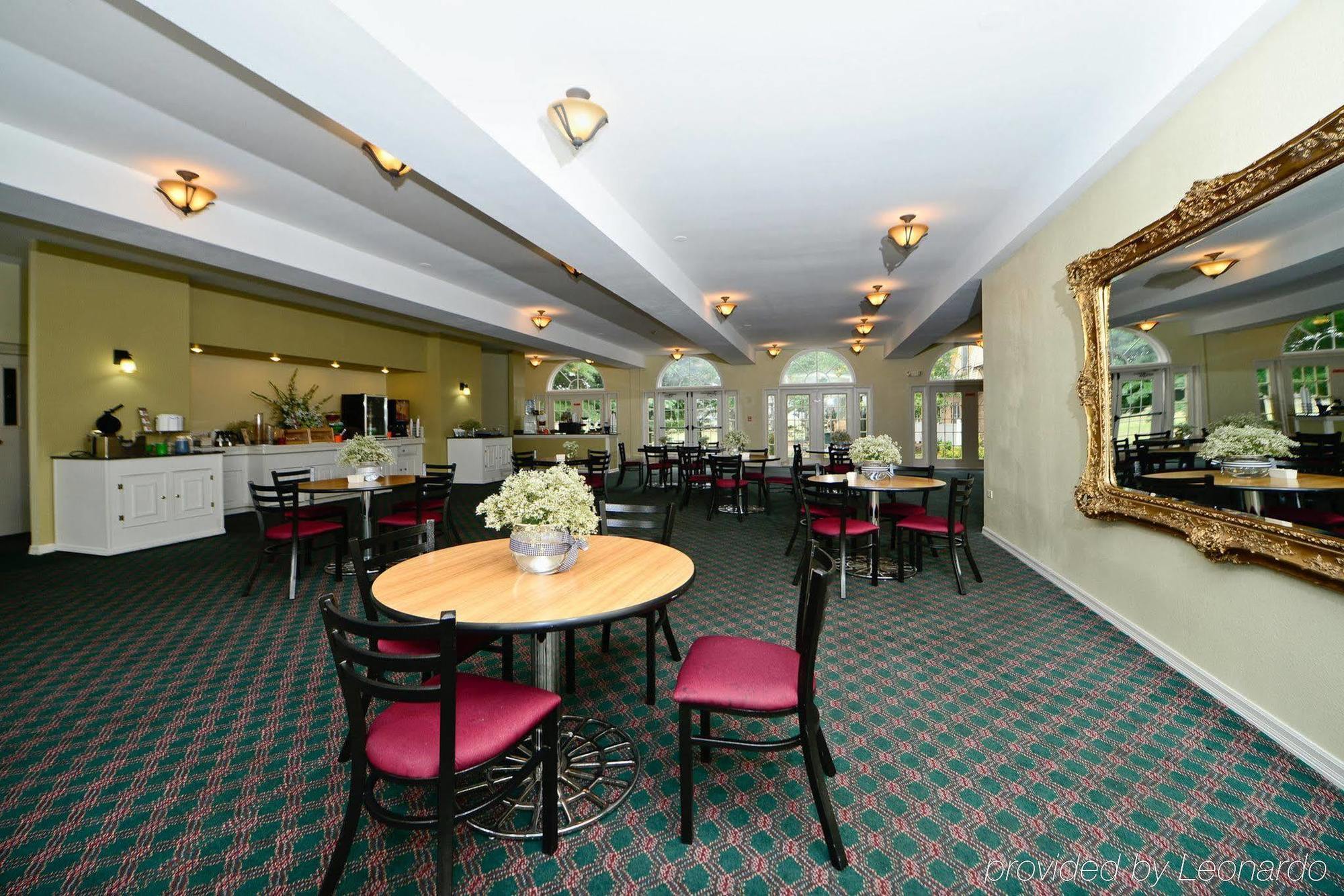 Days And By Wyndham Hotel Sikeston